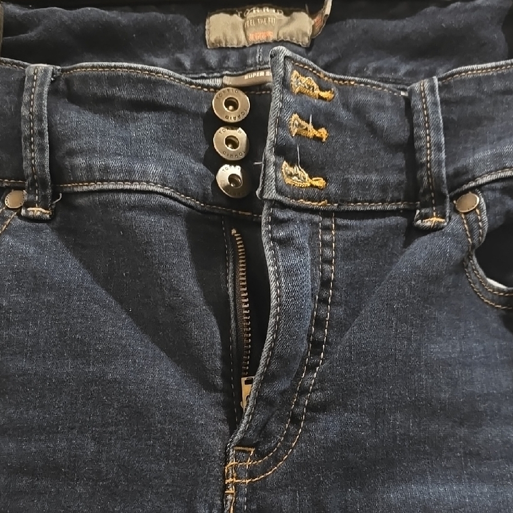 Torrid Dark Blue Distressed Ankle Jeans - Picture 2 of 8